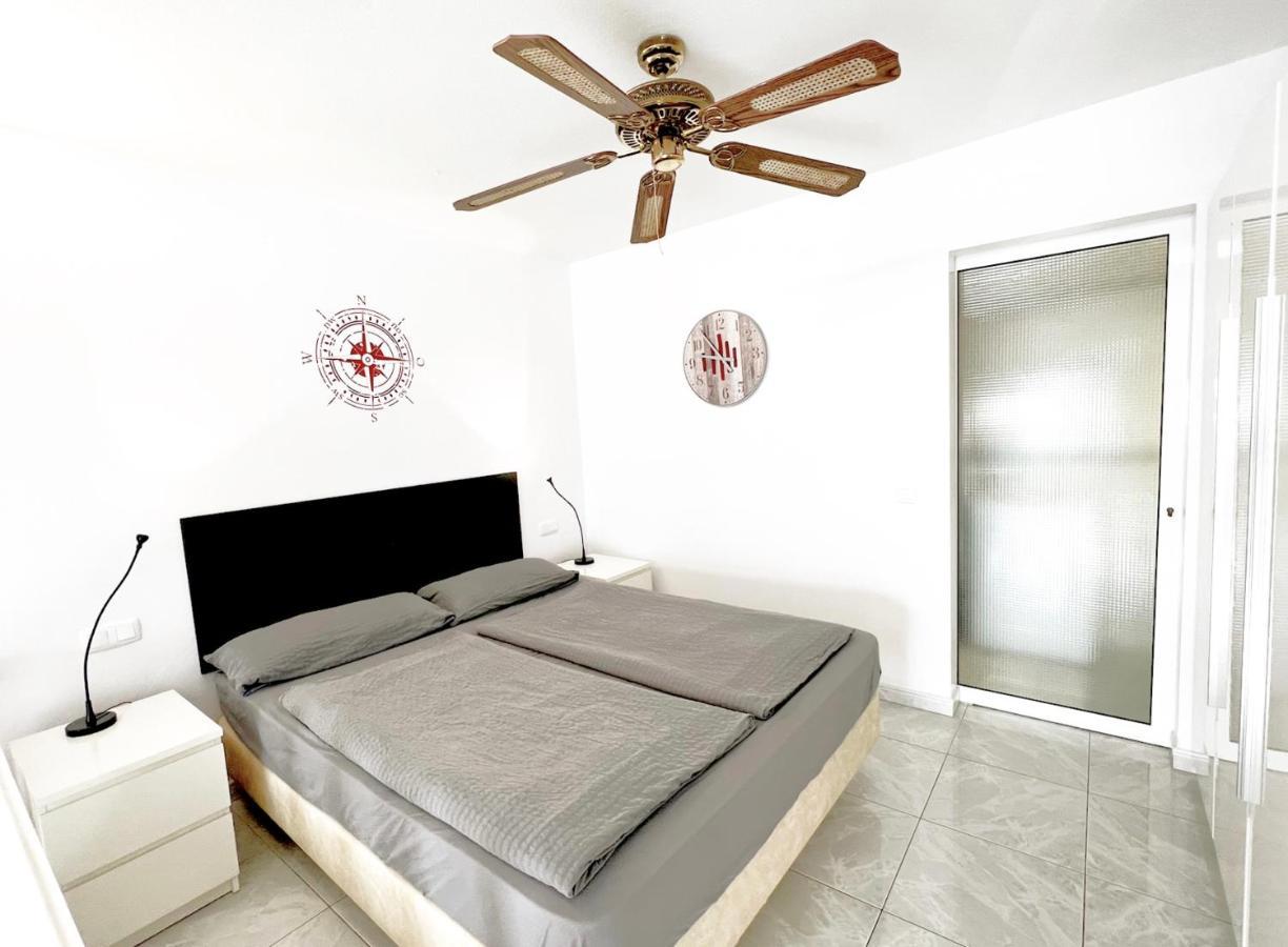 Beachhouse La Palma Κόστα Κάλμα Εξωτερικό φωτογραφία
